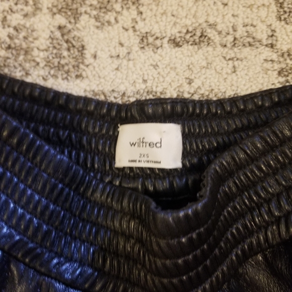 Wilfred leather straight leg pants - Picture 3 of 3
